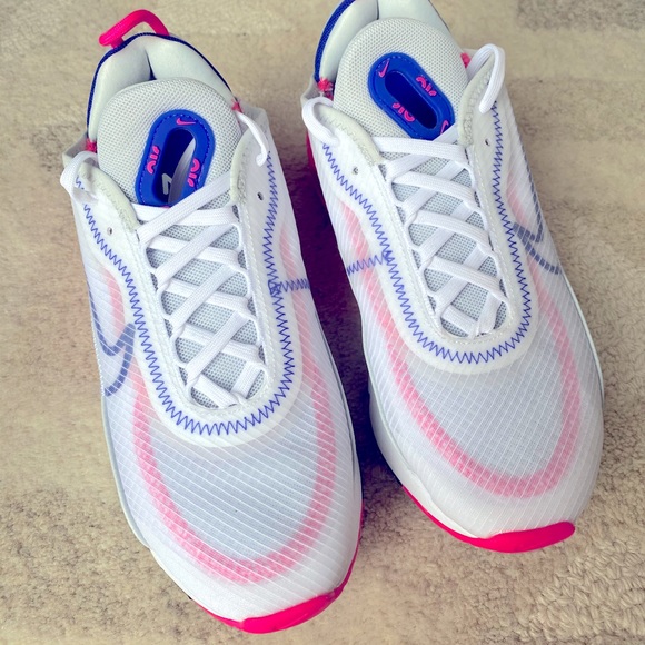 Nike (new without box) - Picture 1 of 5